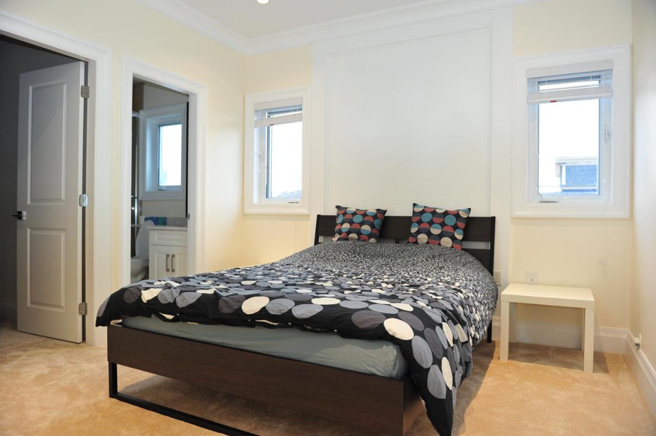 Villa Brand New Luxury House Richmond Exterior foto